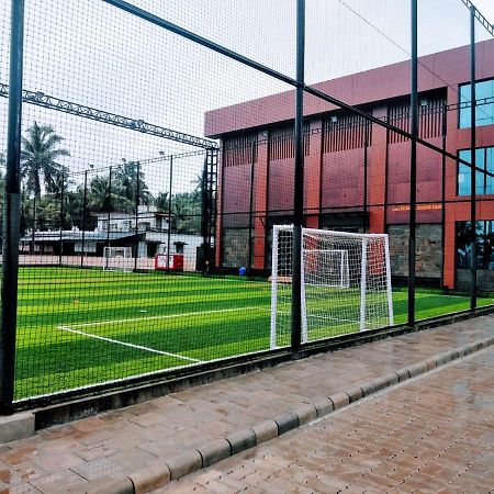 Hotel Cap Sports Center Nīleshwar Exterior foto