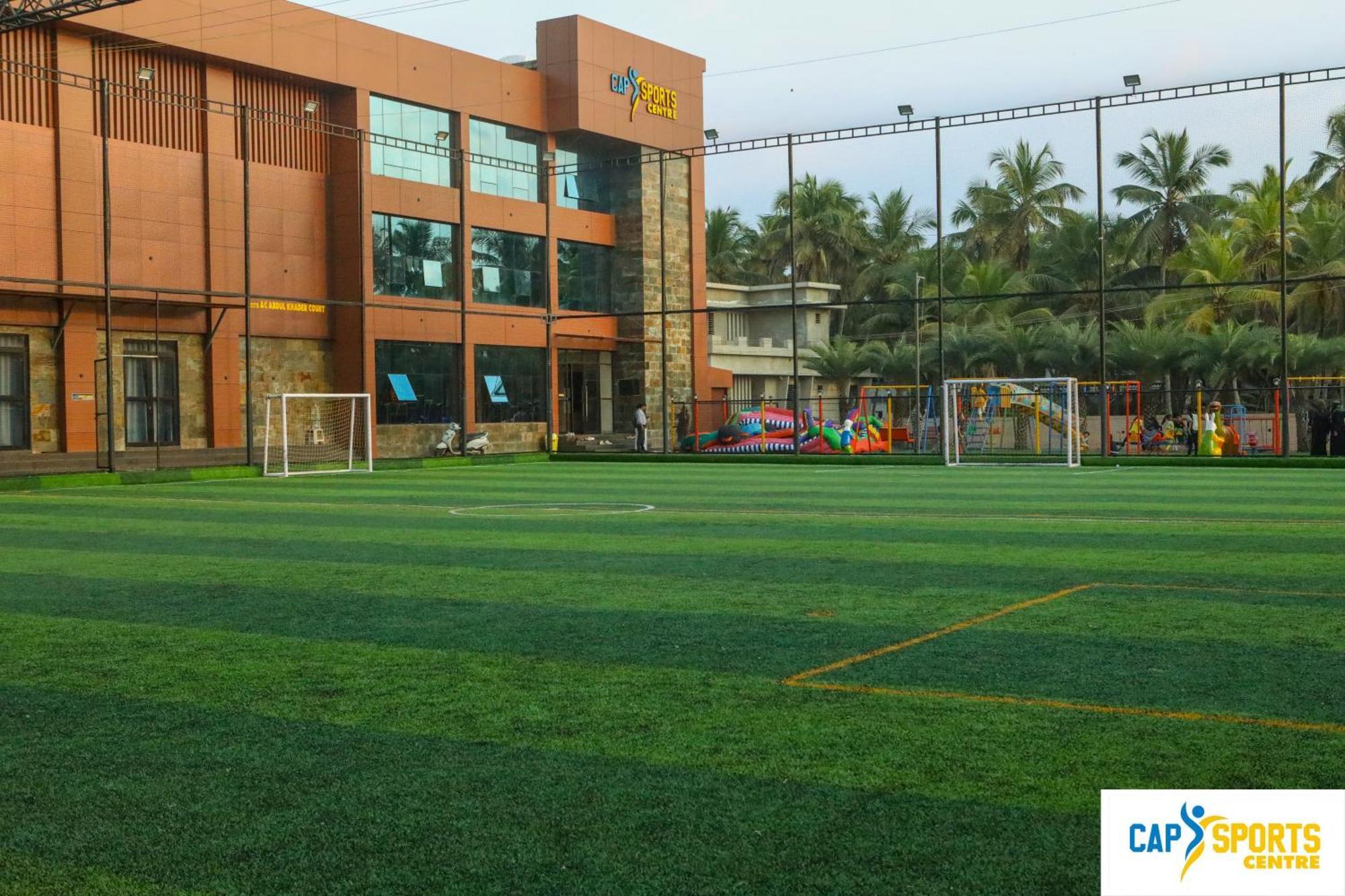Hotel Cap Sports Center Nīleshwar Exterior foto